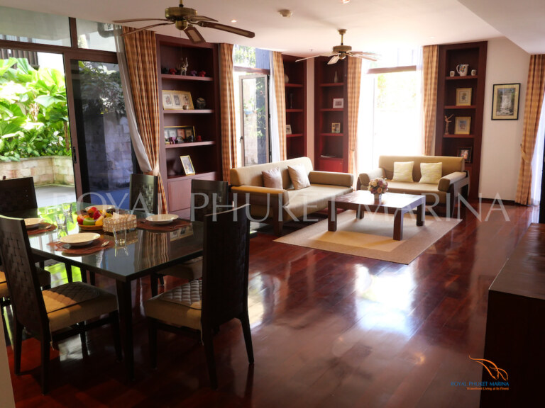 2 Bedroom Apartment · Pool View · Unit 005