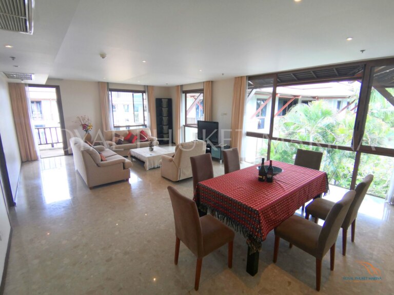 2 Bedroom Penthouse · Pool View · Unit 042