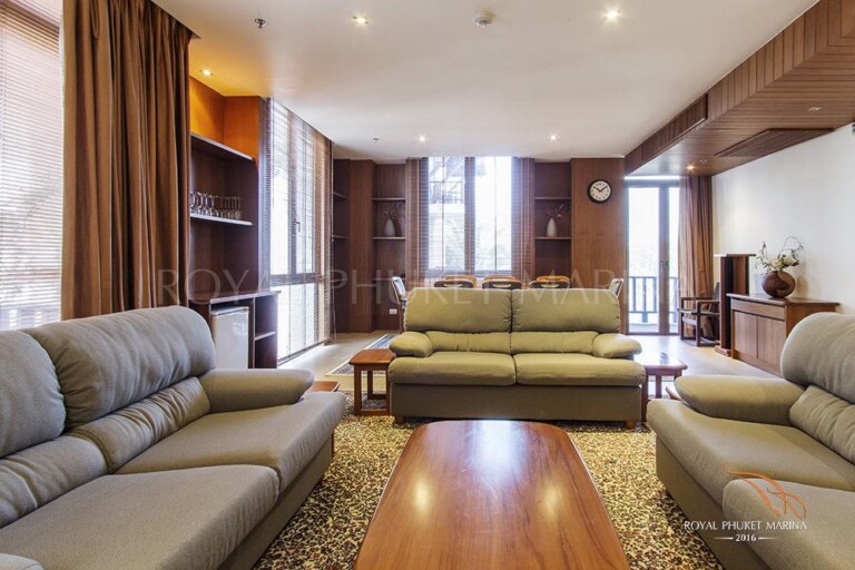 2 Bedroom Apartment · Pool View · Unit 001