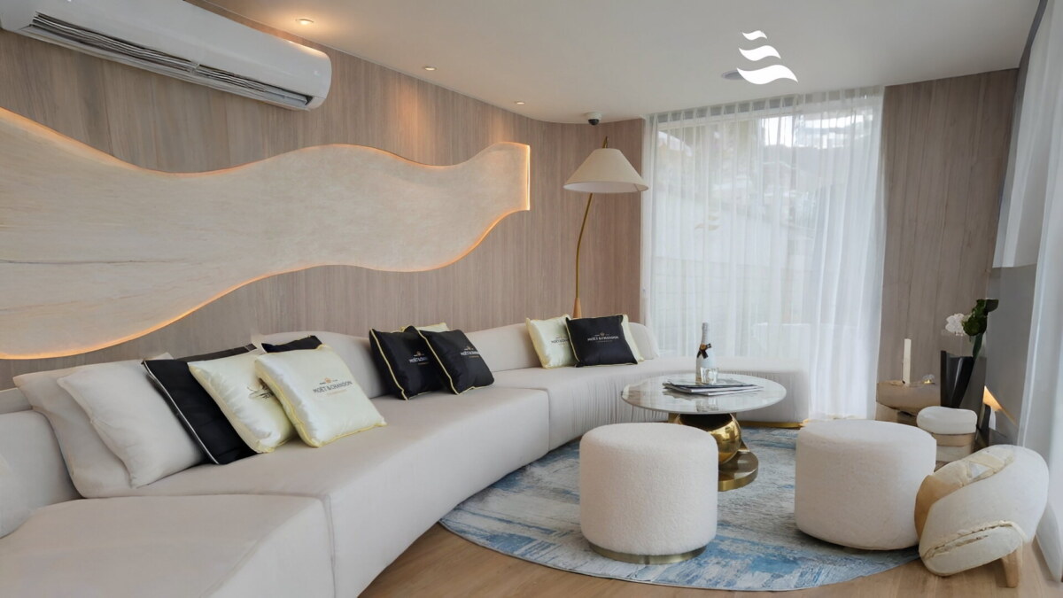 VIP Lounge for owners and their guests at Royal Phuket Marina